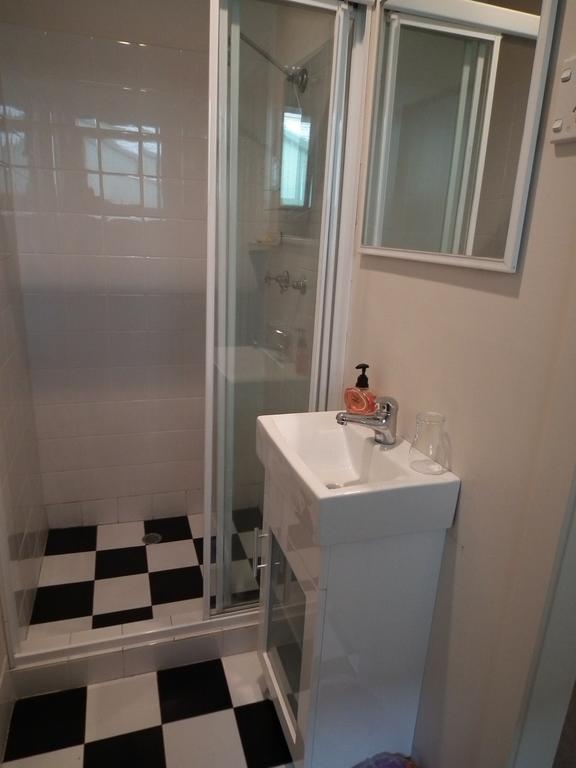 Frenchs Forest Bed And Breakfast Sydney Phòng bức ảnh